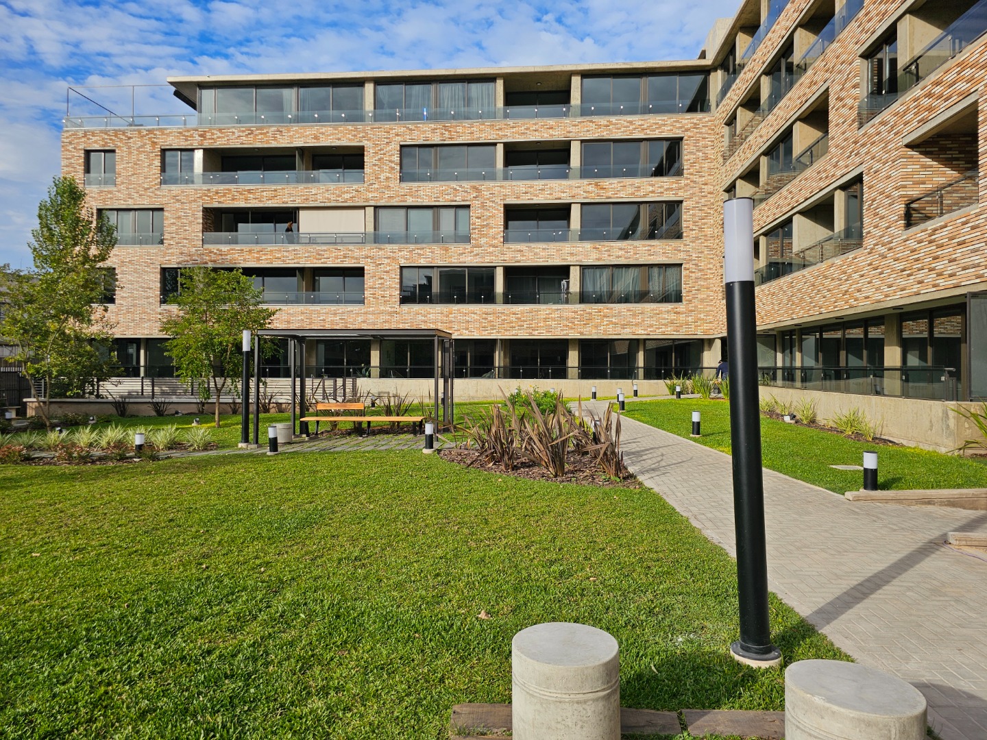 Carballo 846. Condominio ANA