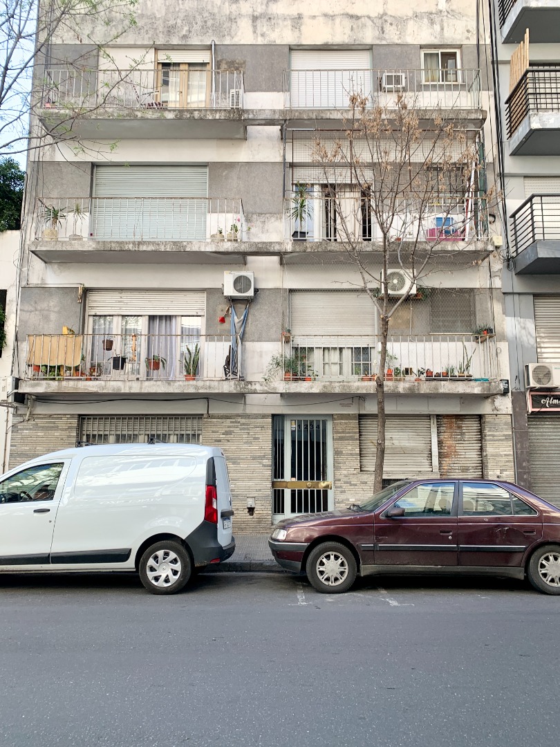 Amplio monoambiente en alquiler